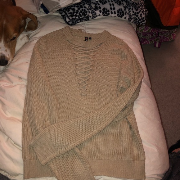 Sweater - Picture 2 of 4